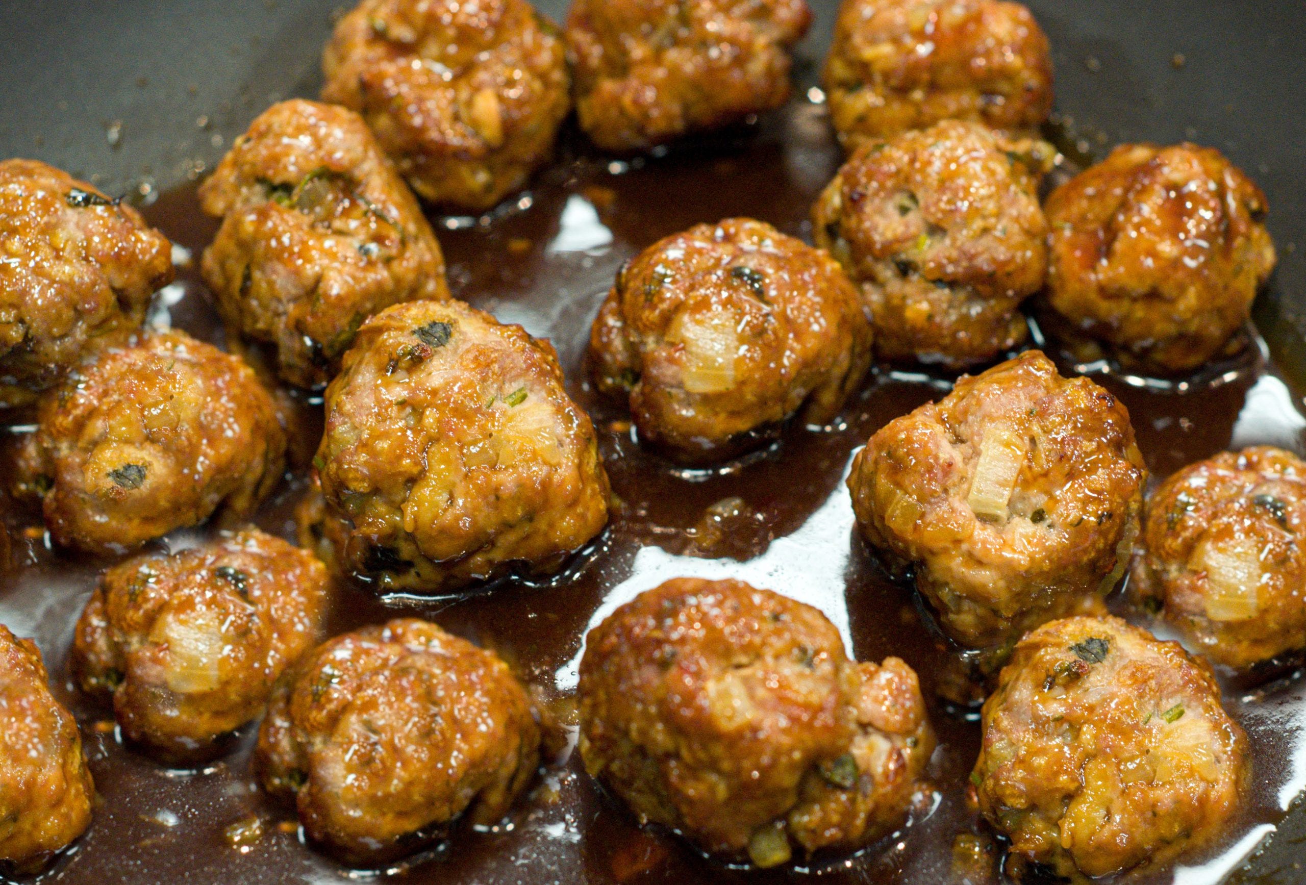 Steam Combi Recipe: Meatballs with an Asian Inspired Glaze