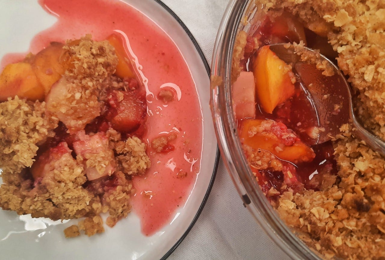 Quick Fruit Crumble in a Microwave Combination Oven