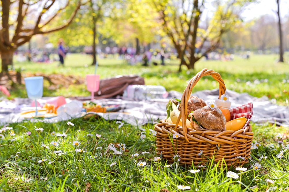 Enjoy an Easter Weekend Picnic 