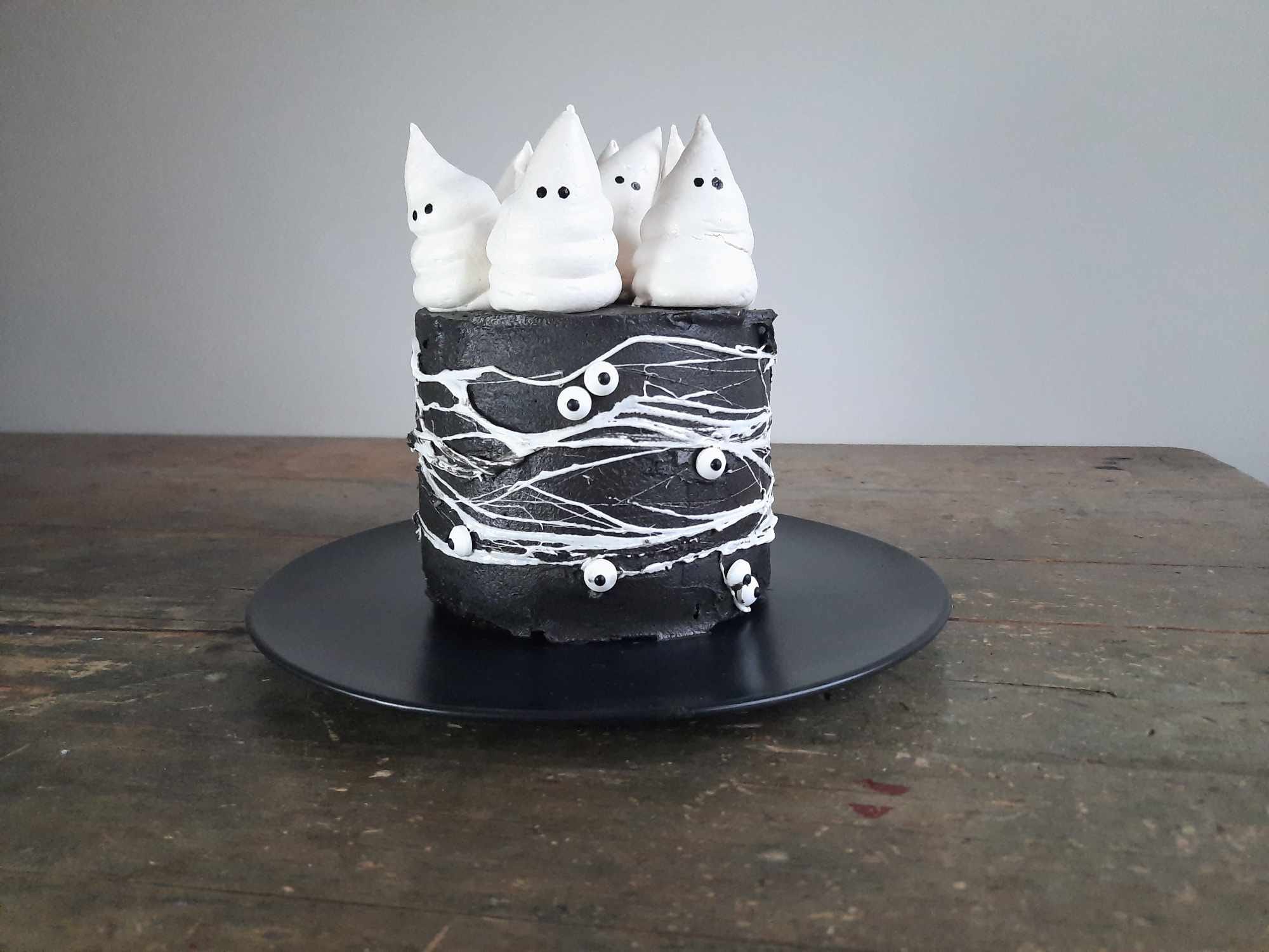 Spooky Halloween Cake