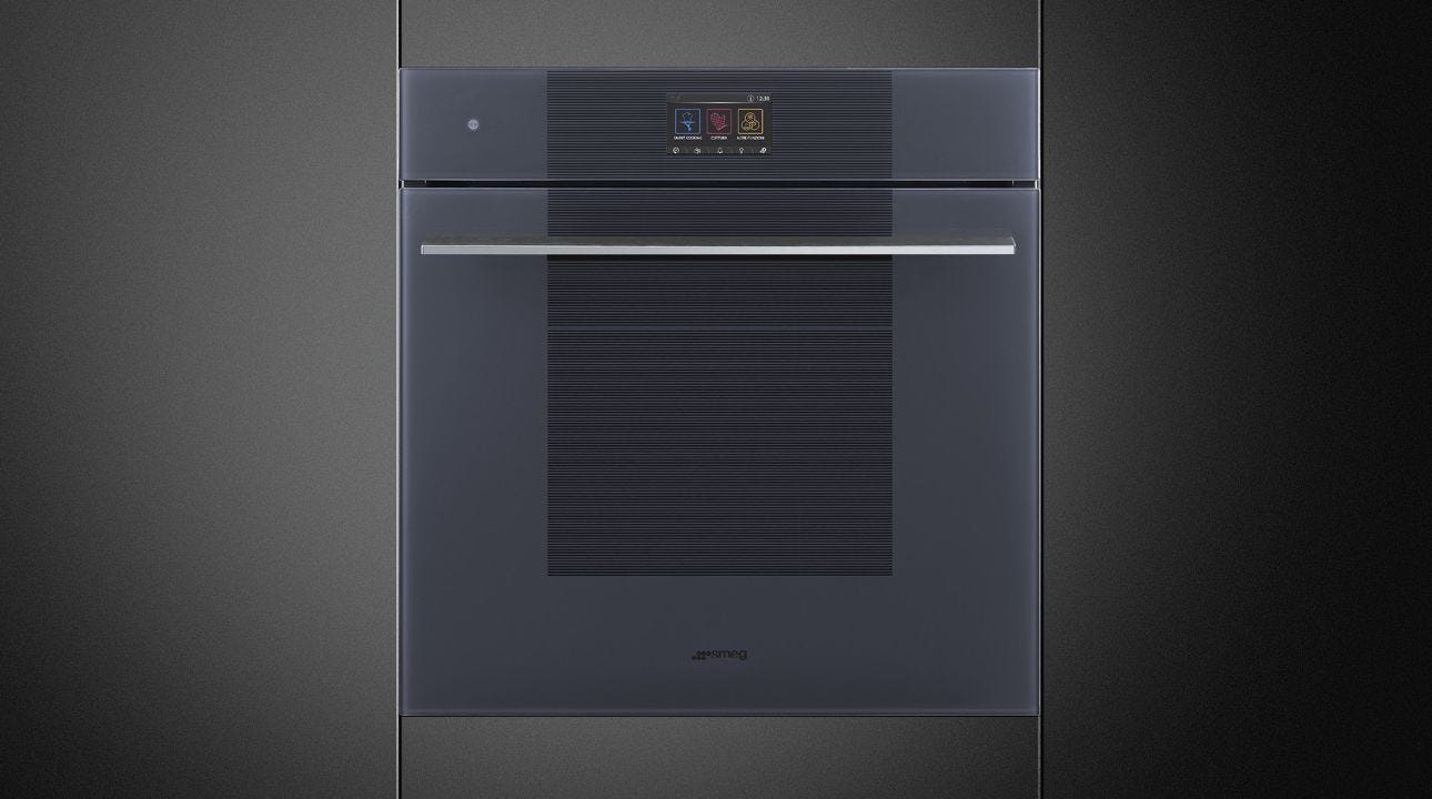 Product Feature: Smeg Linea in Neptune Grey.
